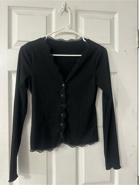 SHEIN Black Ribbed Lace-Trim Button-Front Long Sleeve Top